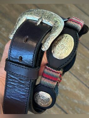 Vintage Tony Lama Western Southwestern Aztec & Silver Concho Black Leather Belt
